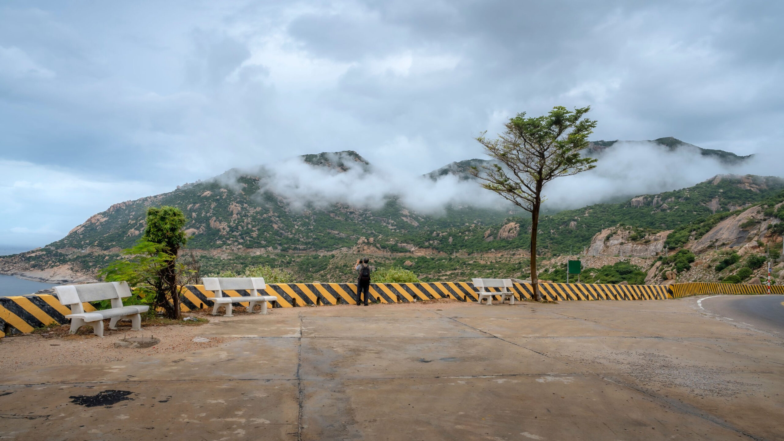 Tour Ninh Chữ – Mũi Dinh 3 Ngày 2 Đêm: Đồi Cát Mũi Dinh – Đồng Muối Quán Thẻ – Làng Chài Mỹ Tân