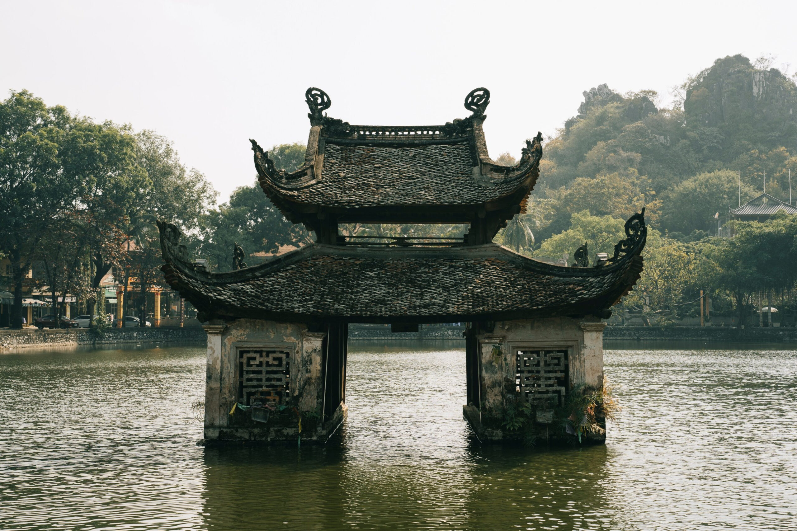 Tour Về Miền Đất Tổ 4 Ngày 3 Đêm: Đền Hùng – Hát Xoan Hùng Lô – Đồi Chè Long Cốc – Khoáng Nóng Thanh Thủy – Làng Cổ Đường Lâm