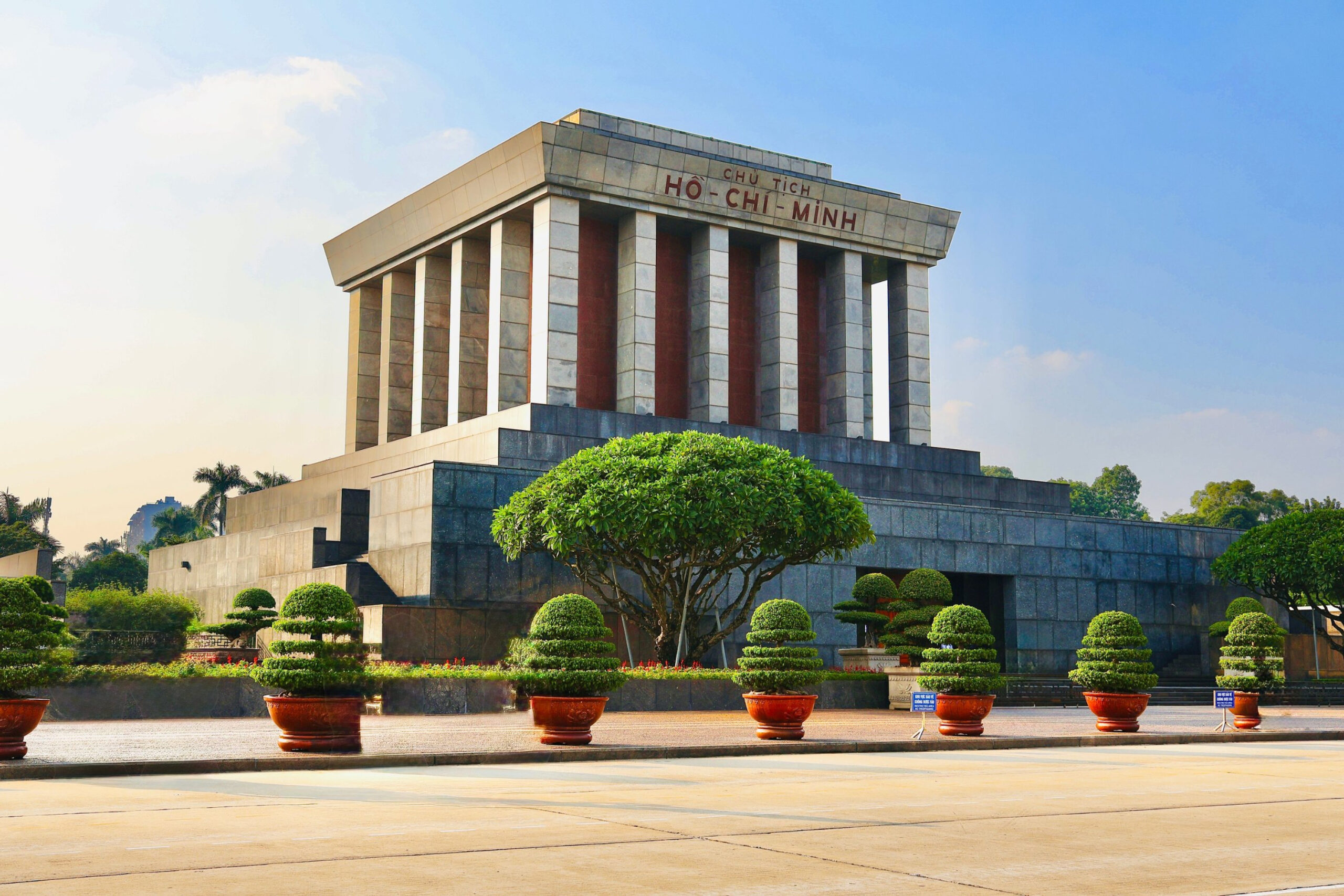 Tour Về Miền Đất Tổ 4 Ngày 3 Đêm: Đền Hùng – Hát Xoan Hùng Lô – Đồi Chè Long Cốc – Khoáng Nóng Thanh Thủy – Làng Cổ Đường Lâm