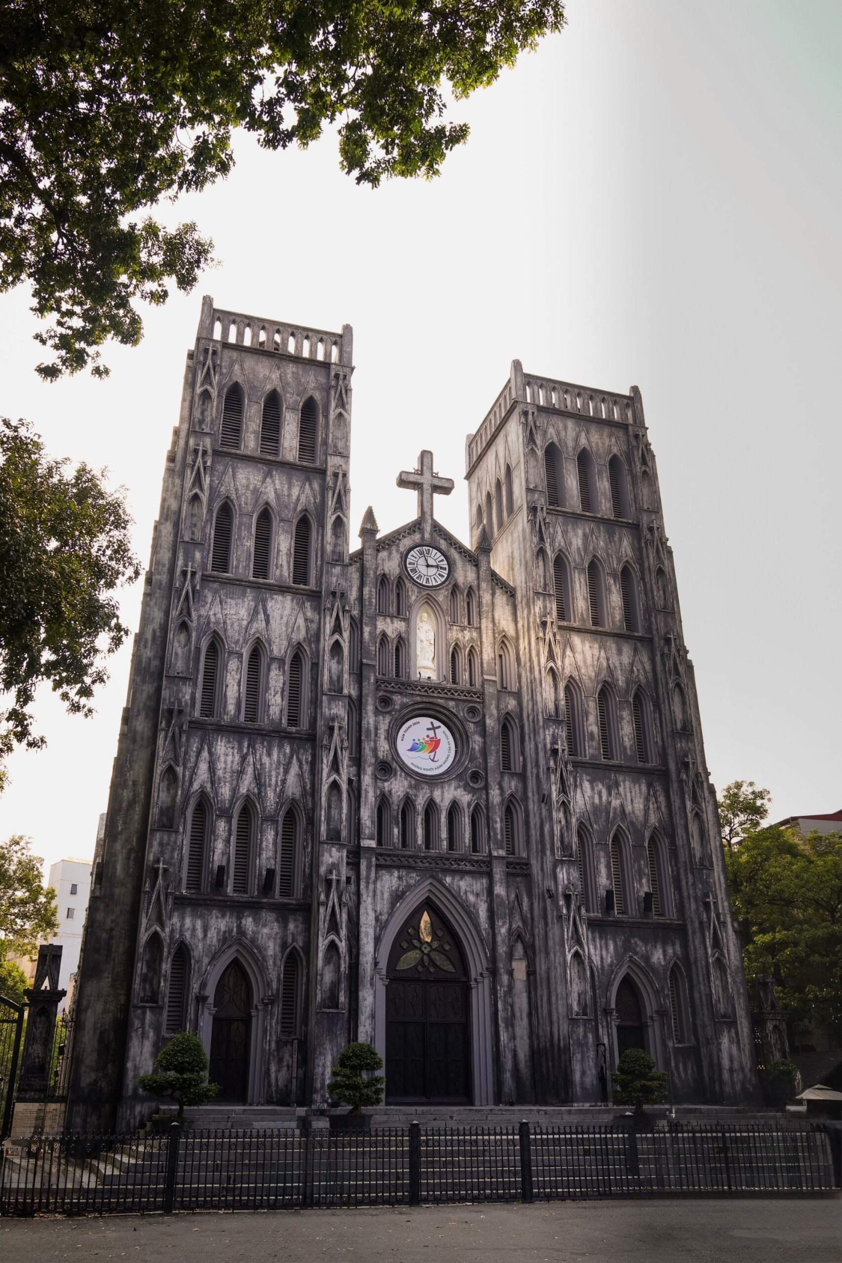 Tour Về Miền Đất Tổ 4 Ngày 3 Đêm: Đền Hùng – Hát Xoan Hùng Lô – Đồi Chè Long Cốc – Khoáng Nóng Thanh Thủy – Làng Cổ Đường Lâm