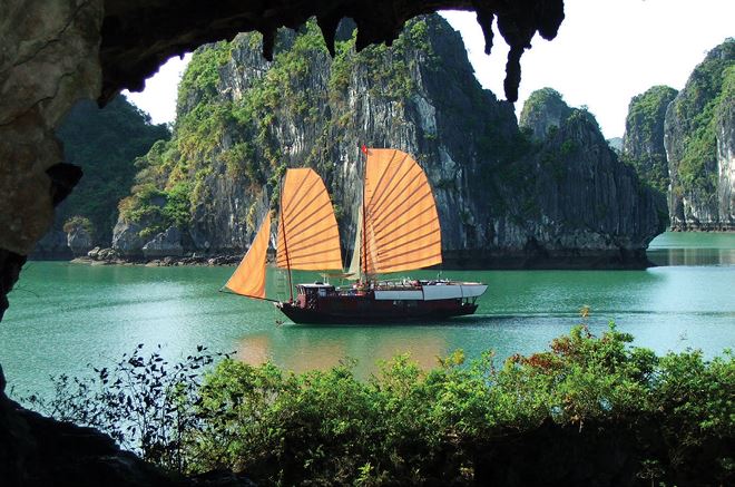 Tour Hà Nội – Ninh Bình – Hạ Long 4 Ngày 3 Đêm